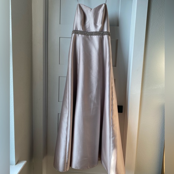 Formal Gown with Jacket - Picture 4 of 15